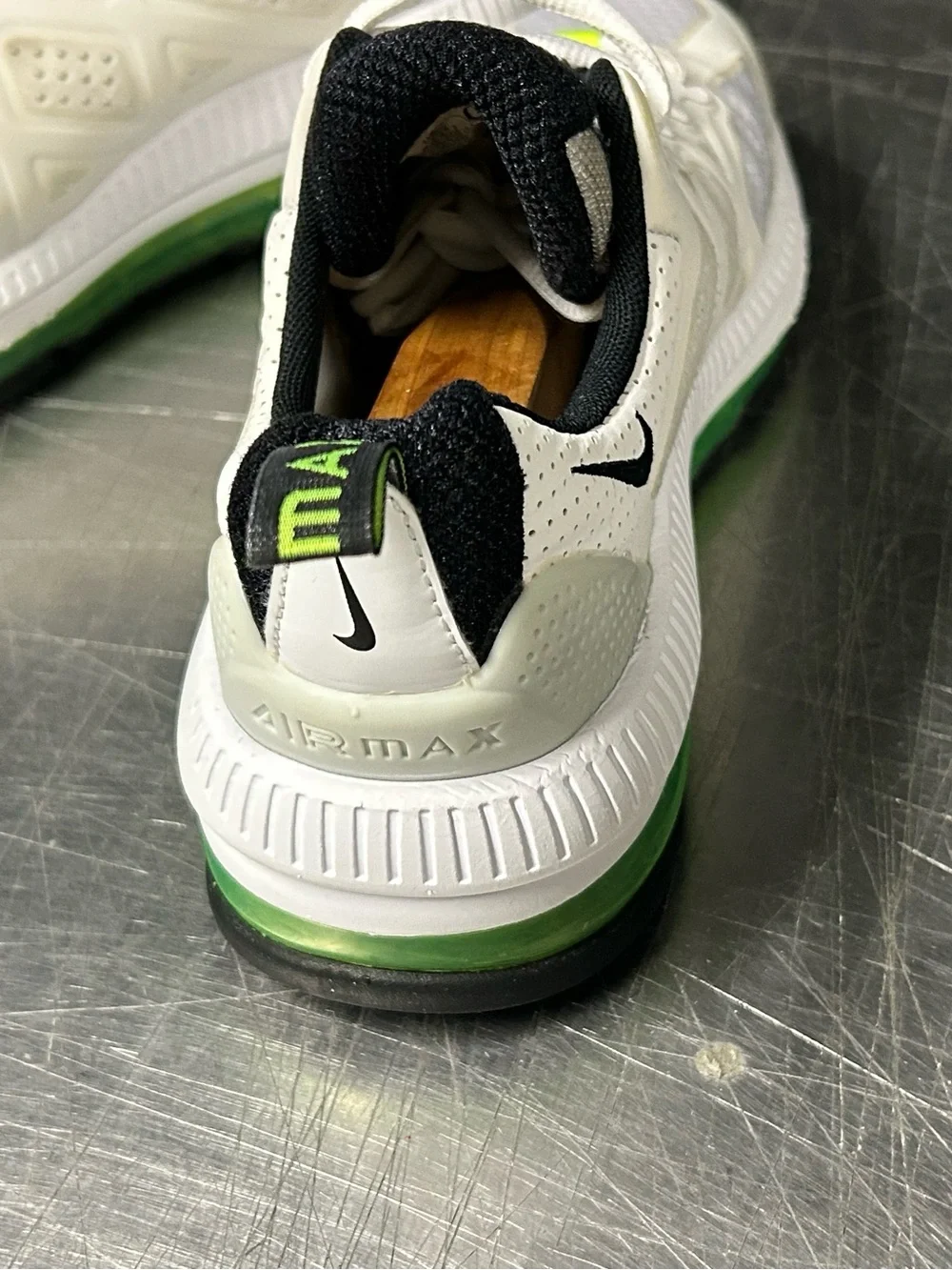Nike Air Max Size 6.5 Youth